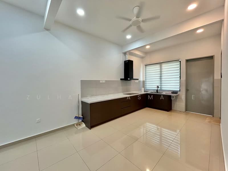 Rumah Teres 2 Tingkat untuk Disewa di Kajang (Selangor) - Zulhaikal Asmadee - Kitchen - PropertyGuru.com.my
