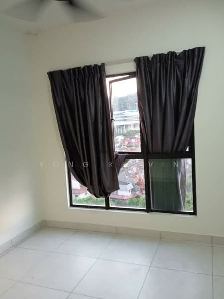 Service Residence for Sale at Majestic Maxim - Yong Kelvin - View - PropertyGuru.com.my