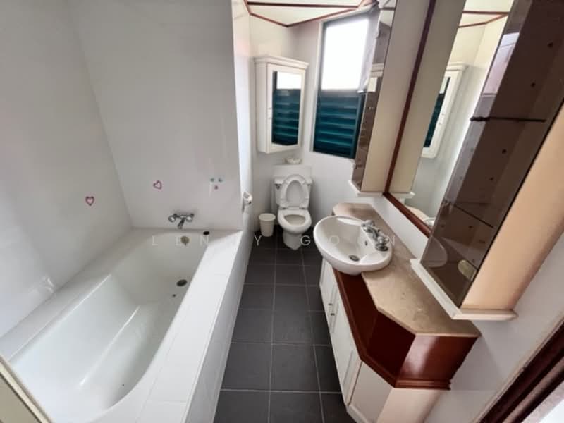 Kondominium untuk Disewa di Bellisa Court - Lenny Goon - Bathroom - PropertyGuru.com.my