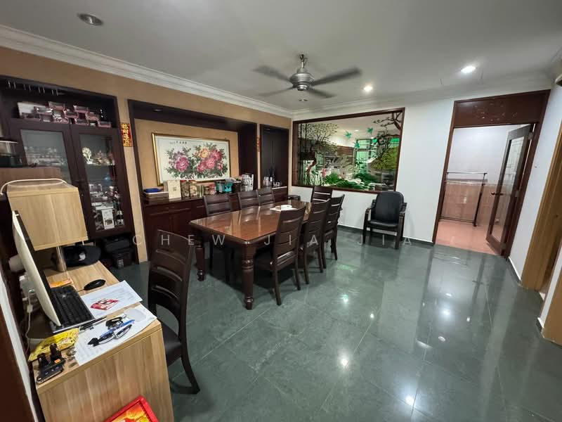 Semi-Detached House for Sale in Taman Pelangi Indah (Ulu Tiram) - Chew Jia Jia - Dining Room - PropertyGuru.com.my