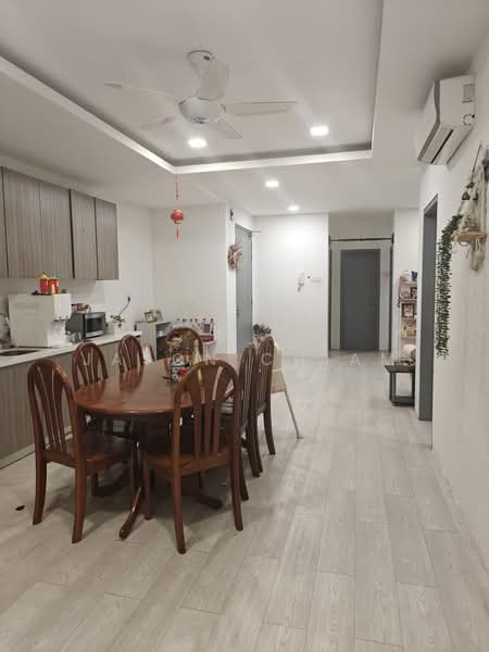 Condominium for Sale at Lakefront Residence - Jason Chiam - Dining Room - PropertyGuru.com.my