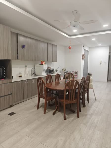 Condominium for Sale at Lakefront Residence - Jason Chiam - Dining Room - PropertyGuru.com.my
