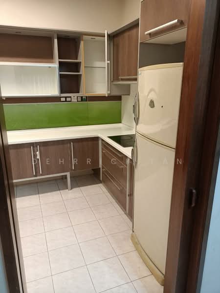 Kondominium untuk Disewa di Alphine Tower - Dehrrick Tan - Kitchen - PropertyGuru.com.my