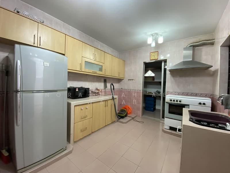 Rumah Teres 2 Tingkat untuk Dijual di Bandar Baru Bangi (Selangor) - Norasurah Abd Wahab - Kitchen - PropertyGuru.com.my