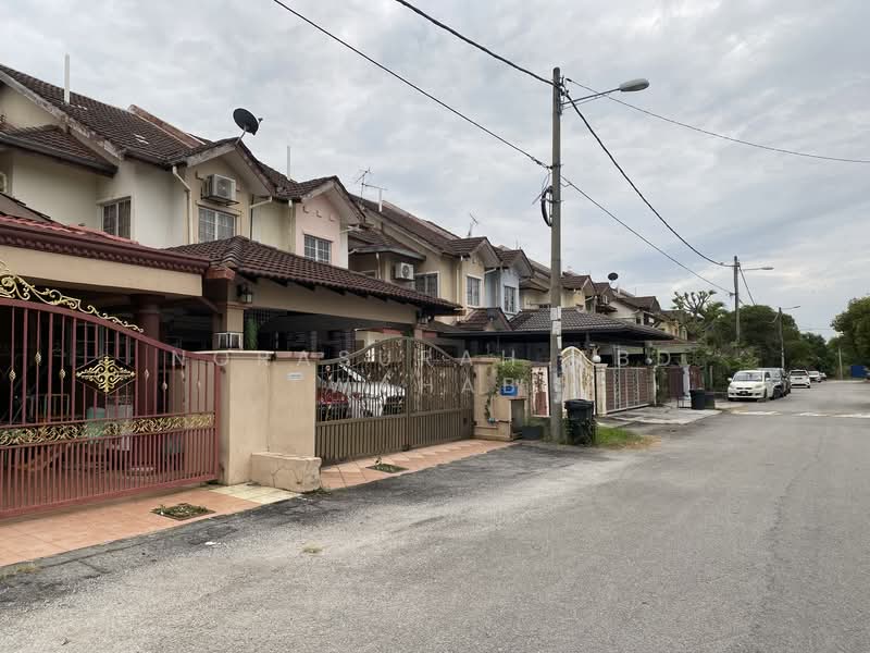 Rumah Teres 2 Tingkat untuk Dijual di Bandar Baru Bangi (Selangor) - Norasurah Abd Wahab - Exterior - PropertyGuru.com.my