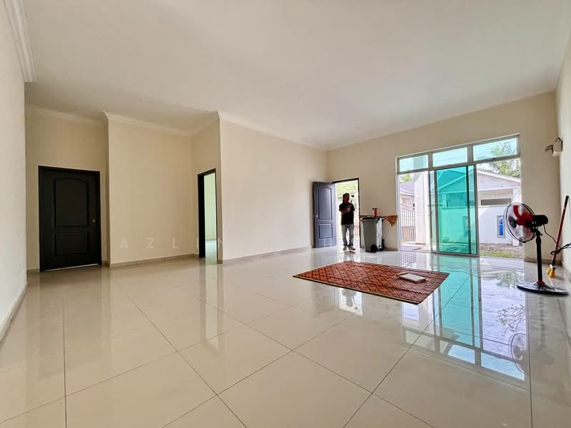 Rumah Berkembar untuk Dijual di Tangkak (Johor) - Azlina Muslim - Living Room - PropertyGuru.com.my
