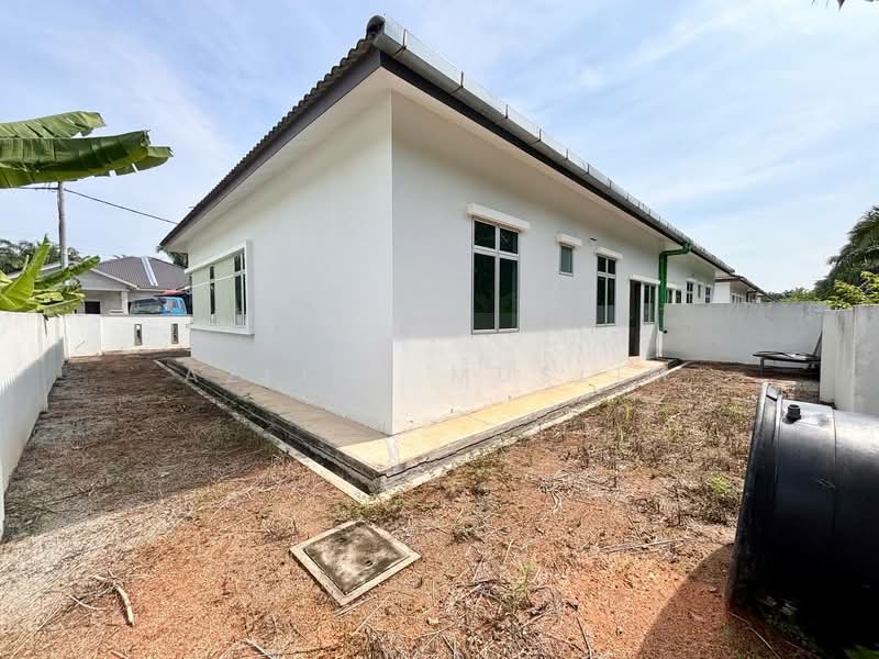 Rumah Berkembar untuk Dijual di Tangkak (Johor) - Azlina Muslim - Exterior - PropertyGuru.com.my