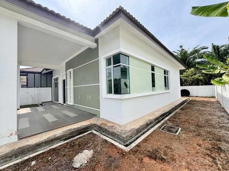 Rumah Berkembar untuk Dijual di Tangkak (Johor) - Azlina Muslim - Exterior - PropertyGuru.com.my