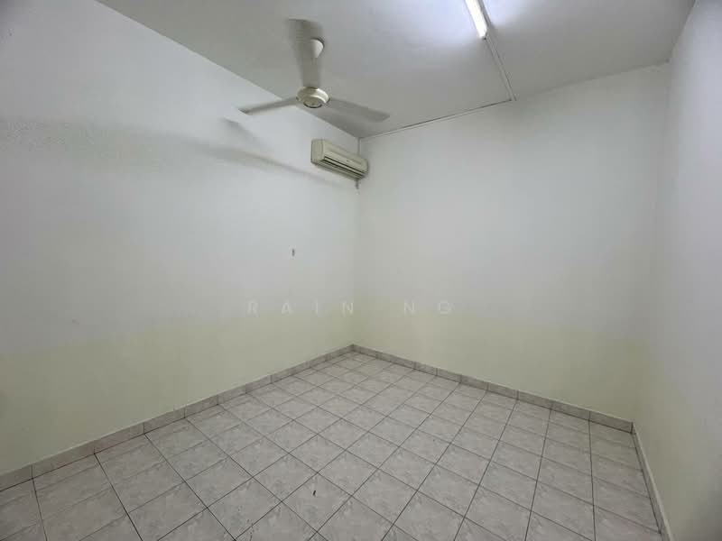 Semi-Detached House for Rent in Ulu Tiram (Johor) - Rain Ng - Interior - PropertyGuru.com.my