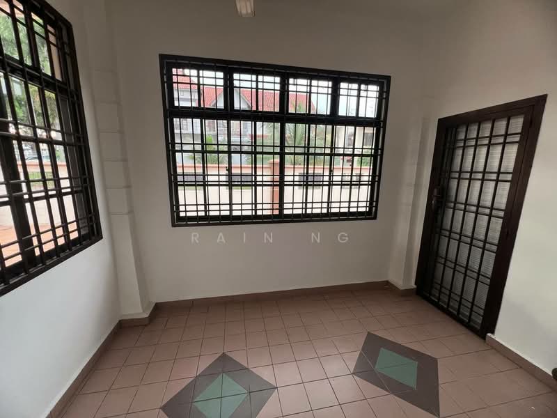 Semi-Detached House for Rent in Ulu Tiram (Johor) - Rain Ng - Entrance - PropertyGuru.com.my