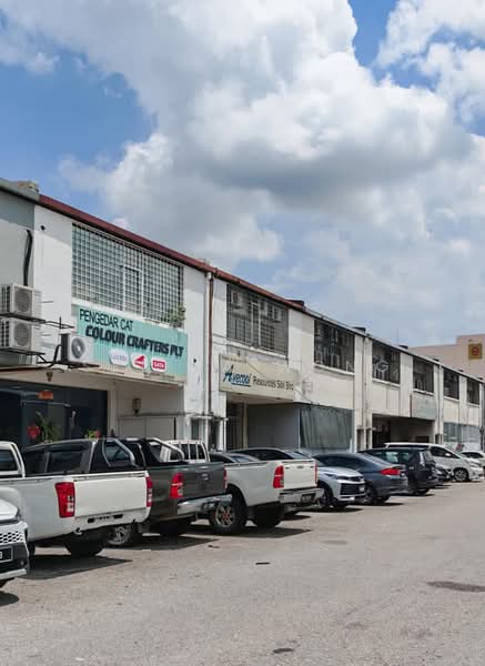 Factory for Rent in Taman Perindustrian Puchong Utama (Puchong) - Selina Wong - Exterior - PropertyGuru.com.my