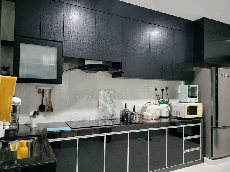 Rumah Teres untuk Dijual di Senai (Kulai) - Joan Tong - Kitchen - PropertyGuru.com.my