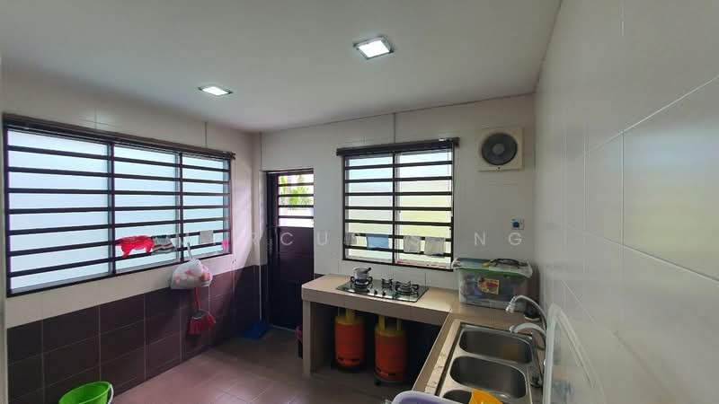 Cluster House for Sale in Desa Pengkalan Bandaraya (Lahat) - Marcus Seng - Kitchen - PropertyGuru.com.my