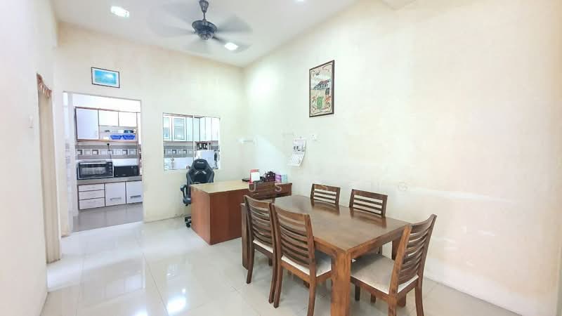 Cluster House for Sale in Desa Pengkalan Bandaraya (Lahat) - Marcus Seng - Kitchen - PropertyGuru.com.my