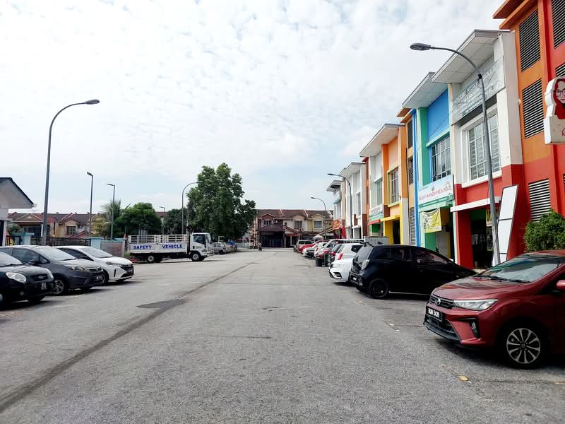 Kedai untuk Disewa di Bandar Bukit Mahkota (Bangi) - Ken Low - Exterior - PropertyGuru.com.my
