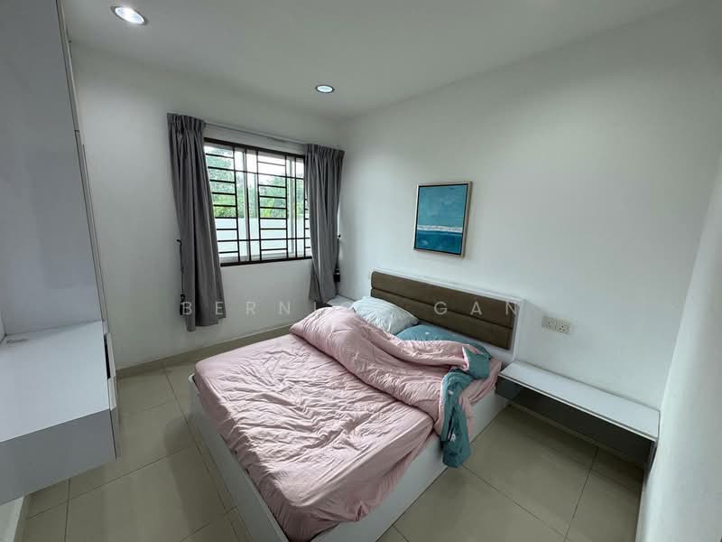 Bungalow for Sale in Taman Bukit Kempas (Tampoi) - Bernice Gan - Bedroom - PropertyGuru.com.my