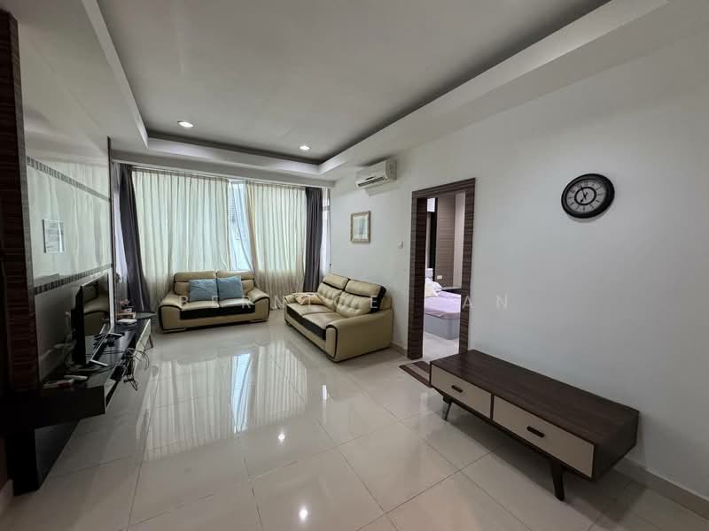 Bungalow for Sale in Taman Bukit Kempas (Tampoi) - Bernice Gan - Living Room - PropertyGuru.com.my