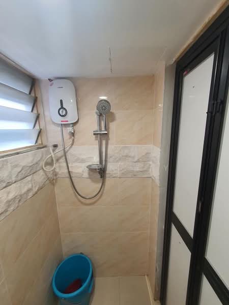 Flat for Rent at Flat Taman Pelangi Indah - Seven Tay - Bathroom - PropertyGuru.com.my