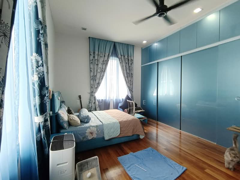 Bungalow for Sale in Ukay Bistari (Ulu Kelang) - Teck Wee - Bedroom - PropertyGuru.com.my
