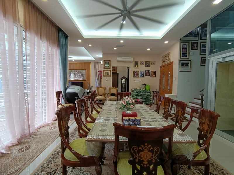 Bungalow for Sale in Ukay Bistari (Ulu Kelang) - Teck Wee - Dining Room - PropertyGuru.com.my