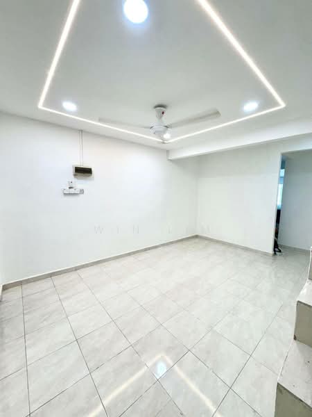 2-storey Terraced House for Sale in Taman Bukit Flora (Batu Pahat) - Win Lim - Living Room - PropertyGuru.com.my