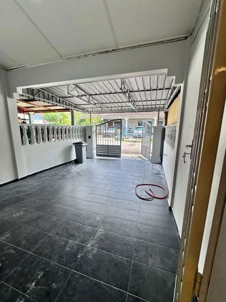 2-storey Terraced House for Sale in Taman Bukit Flora (Batu Pahat) - Win Lim - Exterior - PropertyGuru.com.my