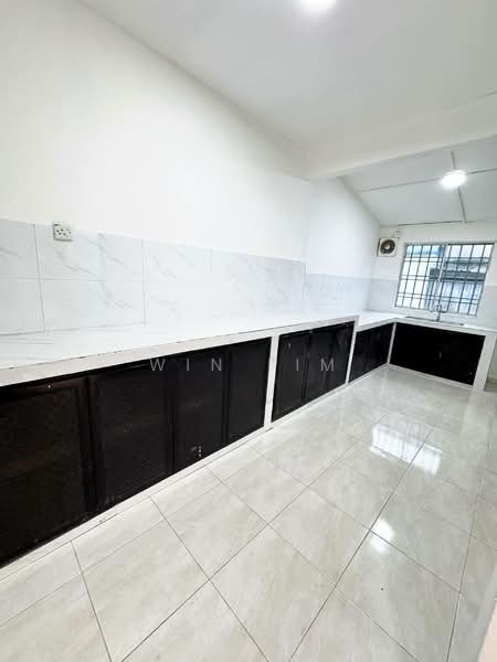 2-storey Terraced House for Sale in Taman Bukit Flora (Batu Pahat) - Win Lim - Kitchen - PropertyGuru.com.my