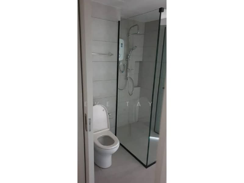 Servis Apartment untuk Disewa di The Atrium - Eve Tay - Bathroom - PropertyGuru.com.my