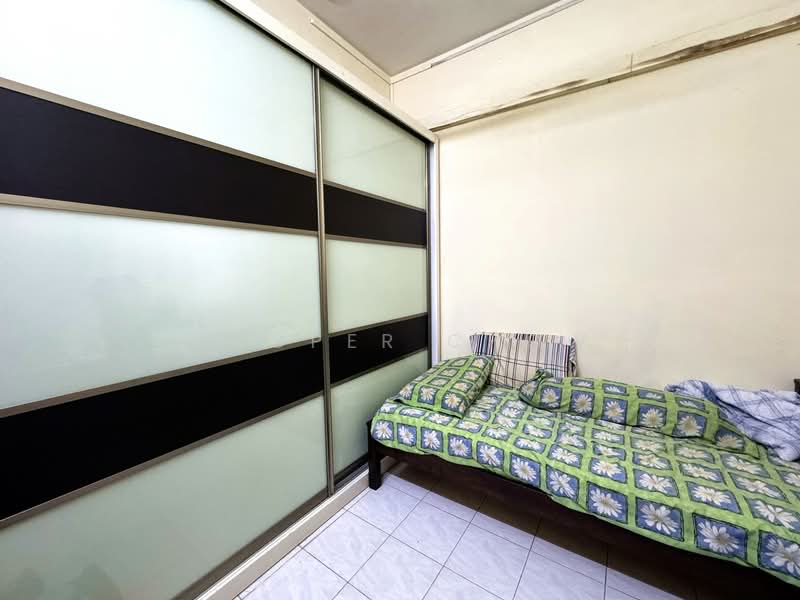 2-storey Terraced House for Sale in Seksyen 17 (Petaling Jaya) - Cooper Chow - Bedroom - PropertyGuru.com.my