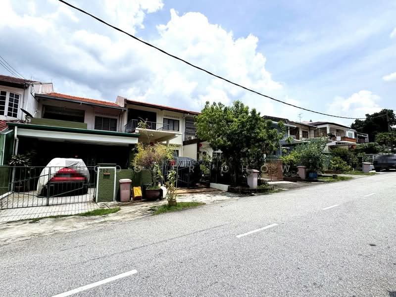 2-storey Terraced House for Sale in Seksyen 17 (Petaling Jaya) - Cooper Chow - Exterior - PropertyGuru.com.my