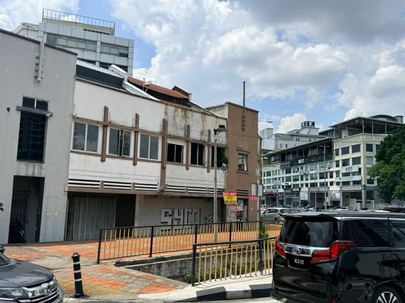 Shop for Sale in Sungai Besi (Kuala Lumpur) - Wooi Khim Kuan - Exterior - PropertyGuru.com.my
