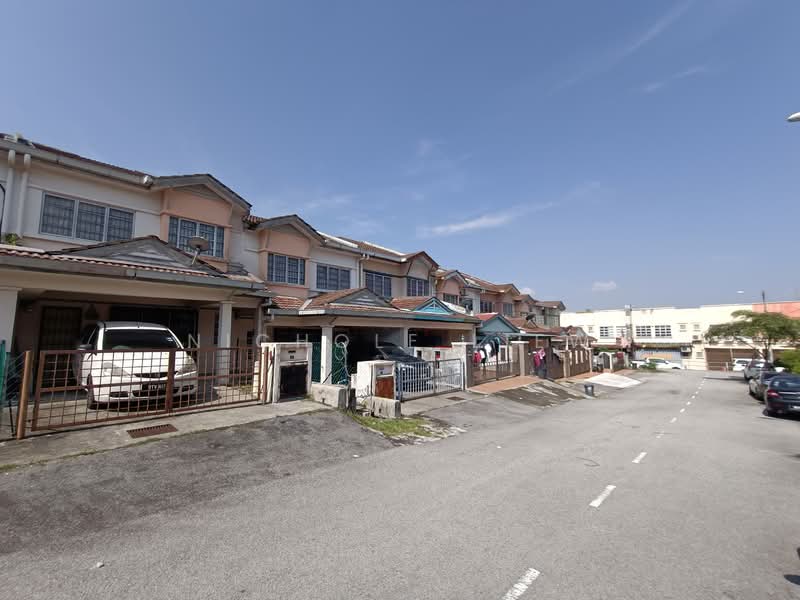 Rumah Teres 2 Tingkat untuk Dijual di Prima Saujana (Kajang) - Nichole Liew - Exterior - PropertyGuru.com.my
