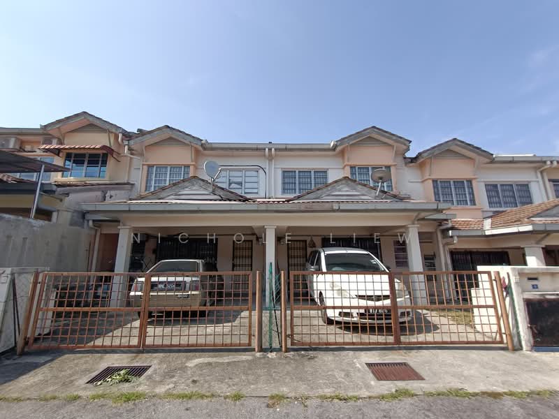 Rumah Teres 2 Tingkat untuk Dijual di Prima Saujana (Kajang) - Nichole Liew - Exterior - PropertyGuru.com.my
