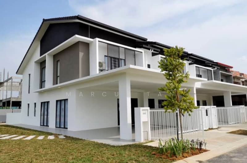 Rumah Teres 2 Tingkat untuk Dijual di Telok Panglima Garang (Selangor) - Marcus Tan - Exterior - PropertyGuru.com.my