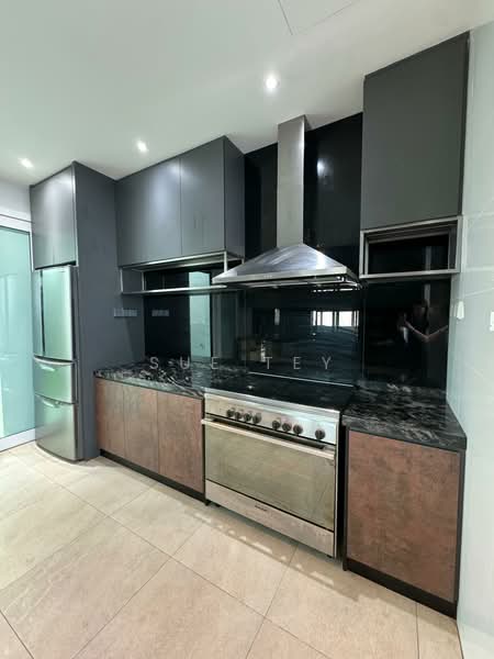 Rumah Banglo untuk Disewa di Bangsar (Kuala Lumpur) - Sue Tey - Kitchen - PropertyGuru.com.my
