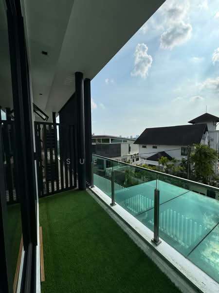 Rumah Banglo untuk Disewa di Bangsar (Kuala Lumpur) - Sue Tey - Balcony - PropertyGuru.com.my