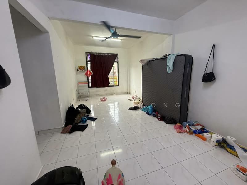 Apartment for Sale at Ria 2 Apartment - Jaclyn Wong - Living Room - PropertyGuru.com.my