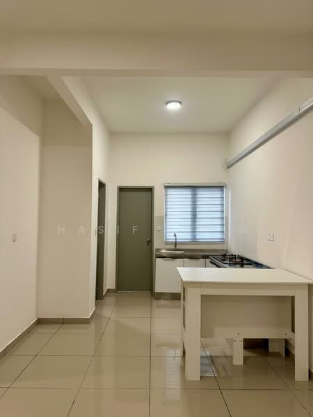 Townhouse for Rent in Sepang (Selangor) - Hasif Ludin - Kitchen - PropertyGuru.com.my