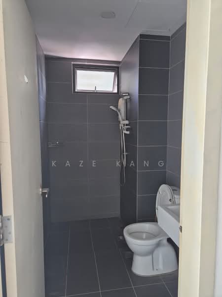 Condominium for Rent at Aspen Residences - Kaze Kang - Bathroom - PropertyGuru.com.my