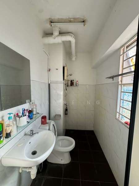 Kondominium untuk Dijual di Danau Impian - Wayne Ng - Bathroom - PropertyGuru.com.my
