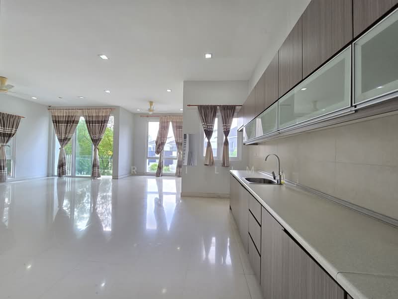 Bungalow for Sale in Sunway Damansara (Kota Damansara) - Reni Lim - Living Room - PropertyGuru.com.my