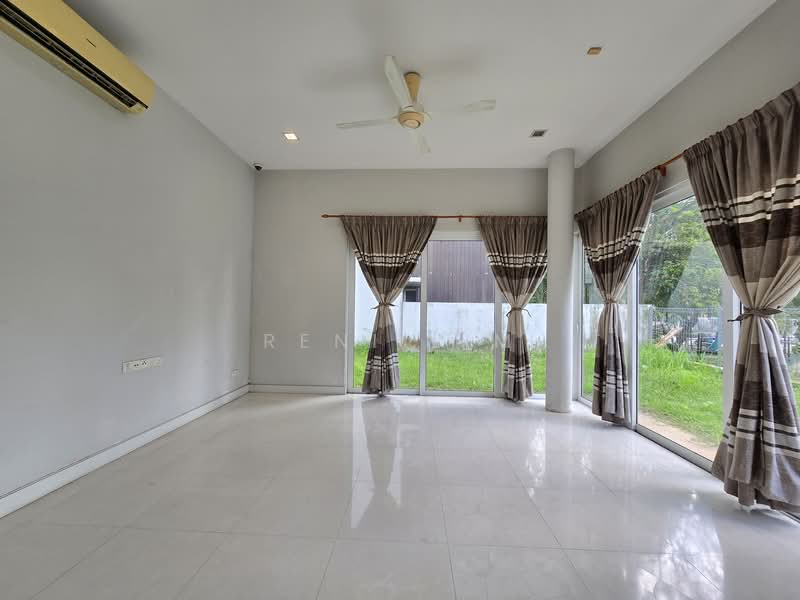 Bungalow for Sale in Sunway Damansara (Kota Damansara) - Reni Lim - Living Room - PropertyGuru.com.my