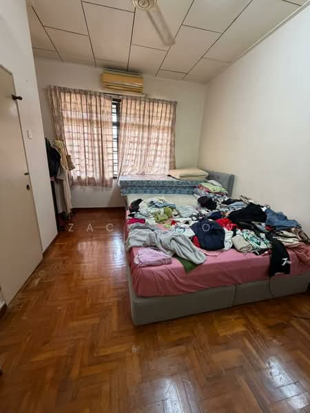 2-storey Terraced House for Sale in Taman Daya (Johor Bahru) - Zack Chow - Bedroom - PropertyGuru.com.my