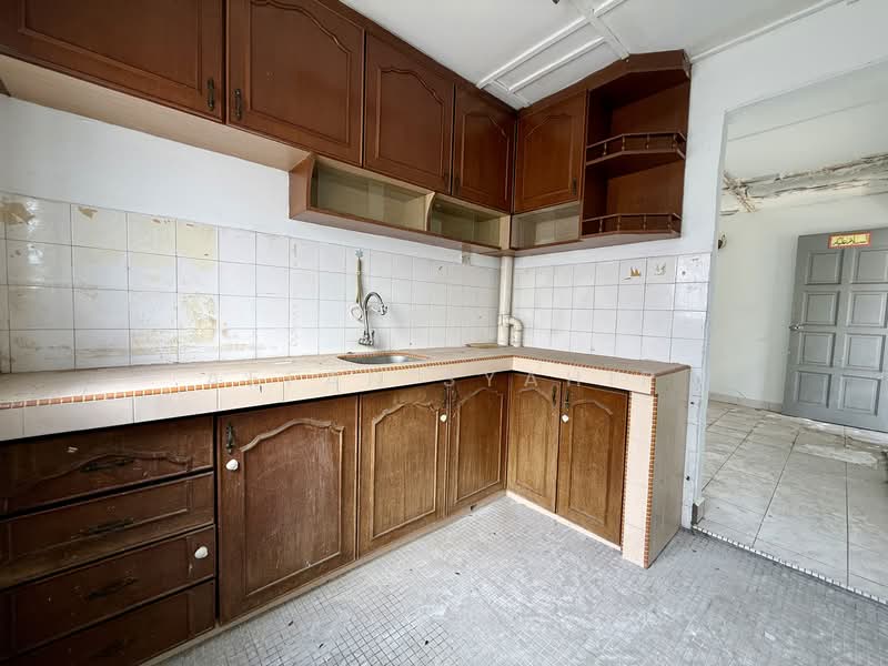 Flat for Sale at Flat Taman Dagang - Affan Syahir - Kitchen - PropertyGuru.com.my