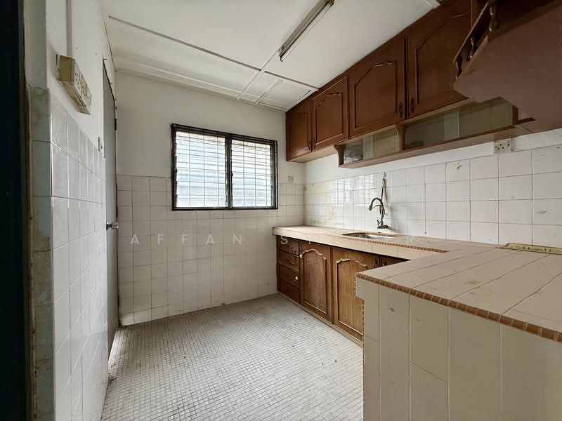 Flat for Sale at Flat Taman Dagang - Affan Syahir - Kitchen - PropertyGuru.com.my