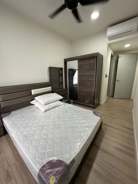 Servis Apartment untuk Disewa di Emerald 9 - Lucas Ho - Bedroom - PropertyGuru.com.my