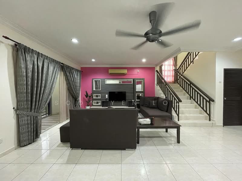 Rumah Berkembar untuk Disewa di Bukit Istana (Kuantan) - Soon Yen Loo - Living Room - PropertyGuru.com.my