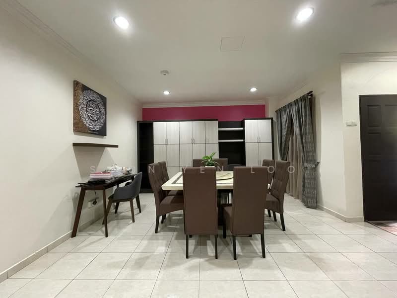 Rumah Berkembar untuk Disewa di Bukit Istana (Kuantan) - Soon Yen Loo - Dining Room - PropertyGuru.com.my