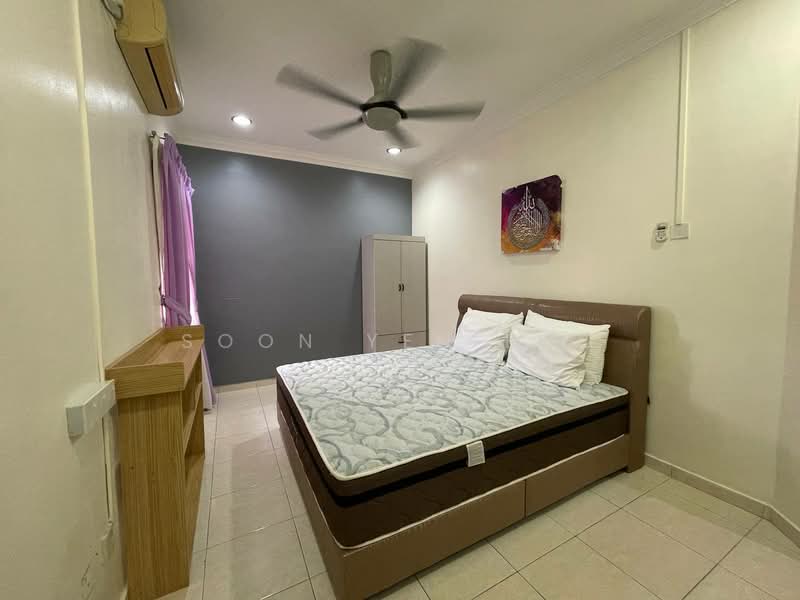 Rumah Berkembar untuk Disewa di Bukit Istana (Kuantan) - Soon Yen Loo - Bedroom - PropertyGuru.com.my