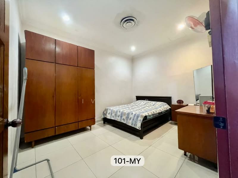 Rumah Teres 1 Tingkat untuk Disewa di Port Klang (Pelabuhan Klang) (Selangor) - Ivy Por - Bedroom - PropertyGuru.com.my